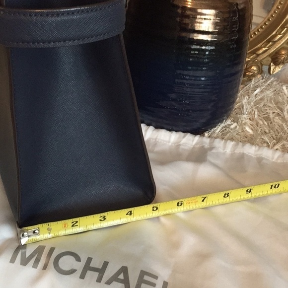 Michael Kors Karla East West Satchel Leather Navy - Picture 8 of 13